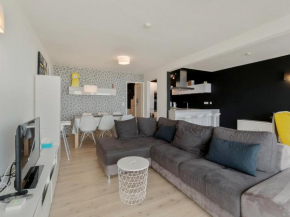 Apartment in Blankenberge near seawall